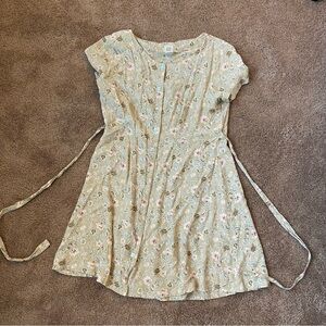 Women’s M Gap Floral Button-Down Dress